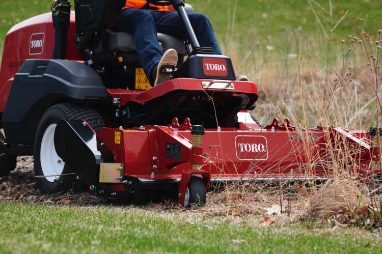 1 Toro GM3300 with flail.png