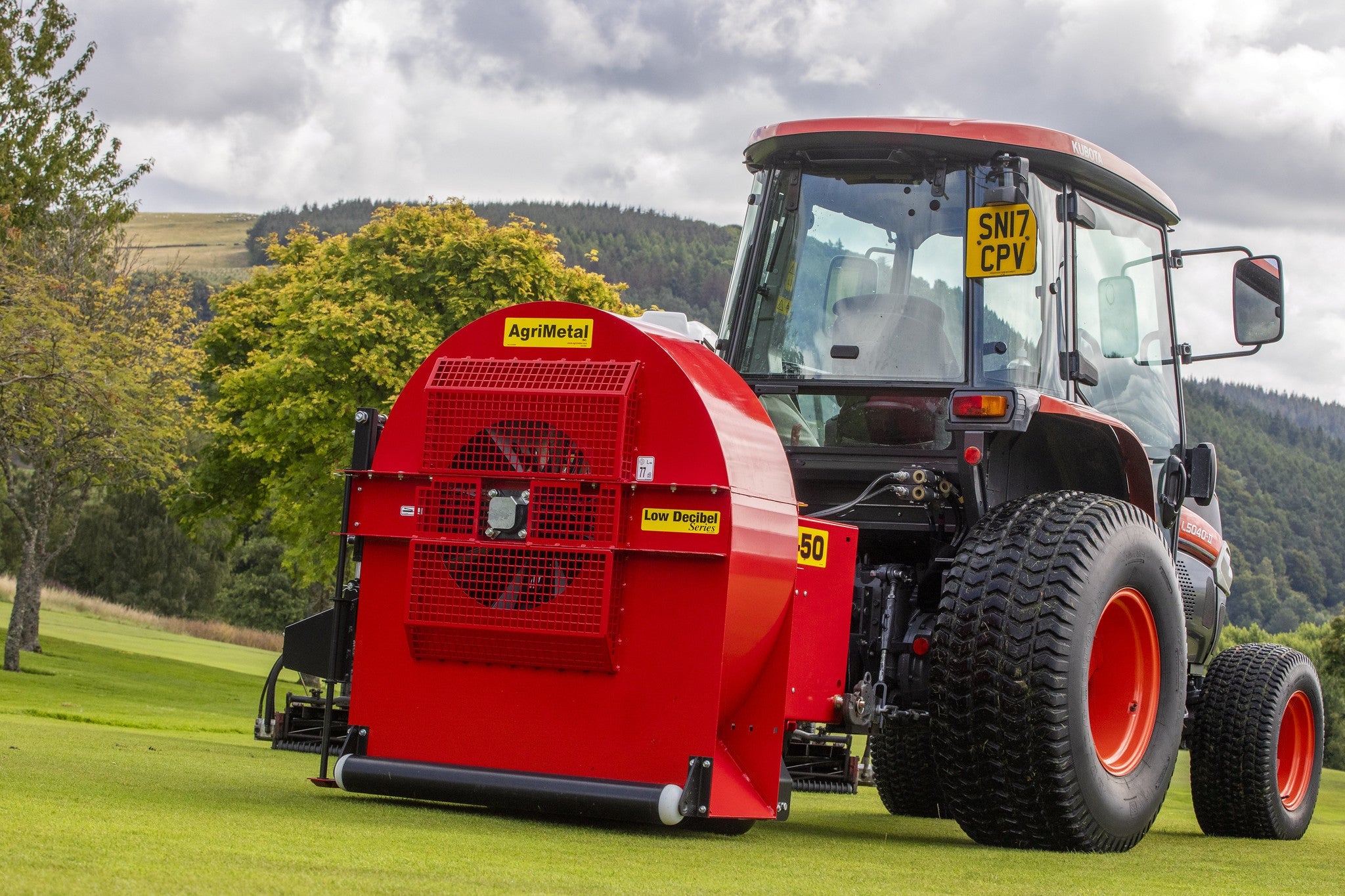 Take the labour out of one of the most laborious autumn jobs