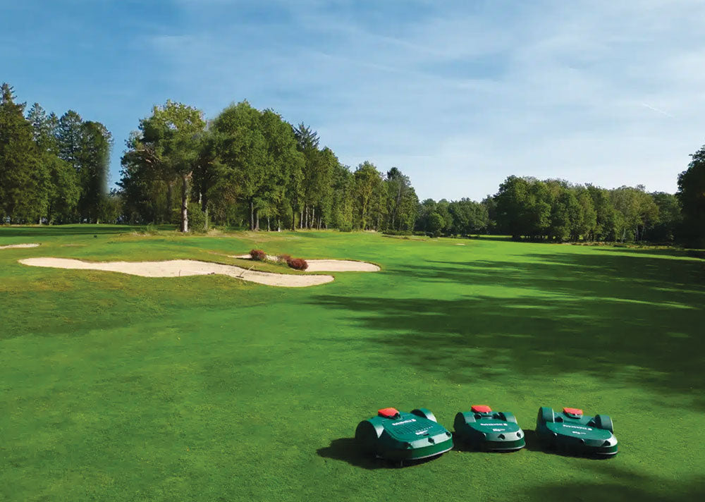 First 18-hole golf course in the UK to be fully managed by Robotic mowers