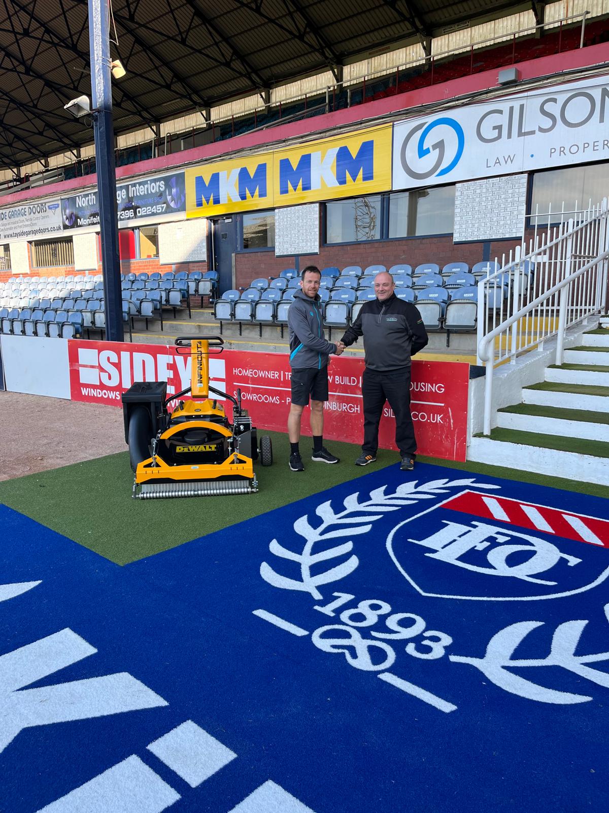 Dundee FC’s Infinicut SM34 from Fairways GM brings quality and ease-of-use