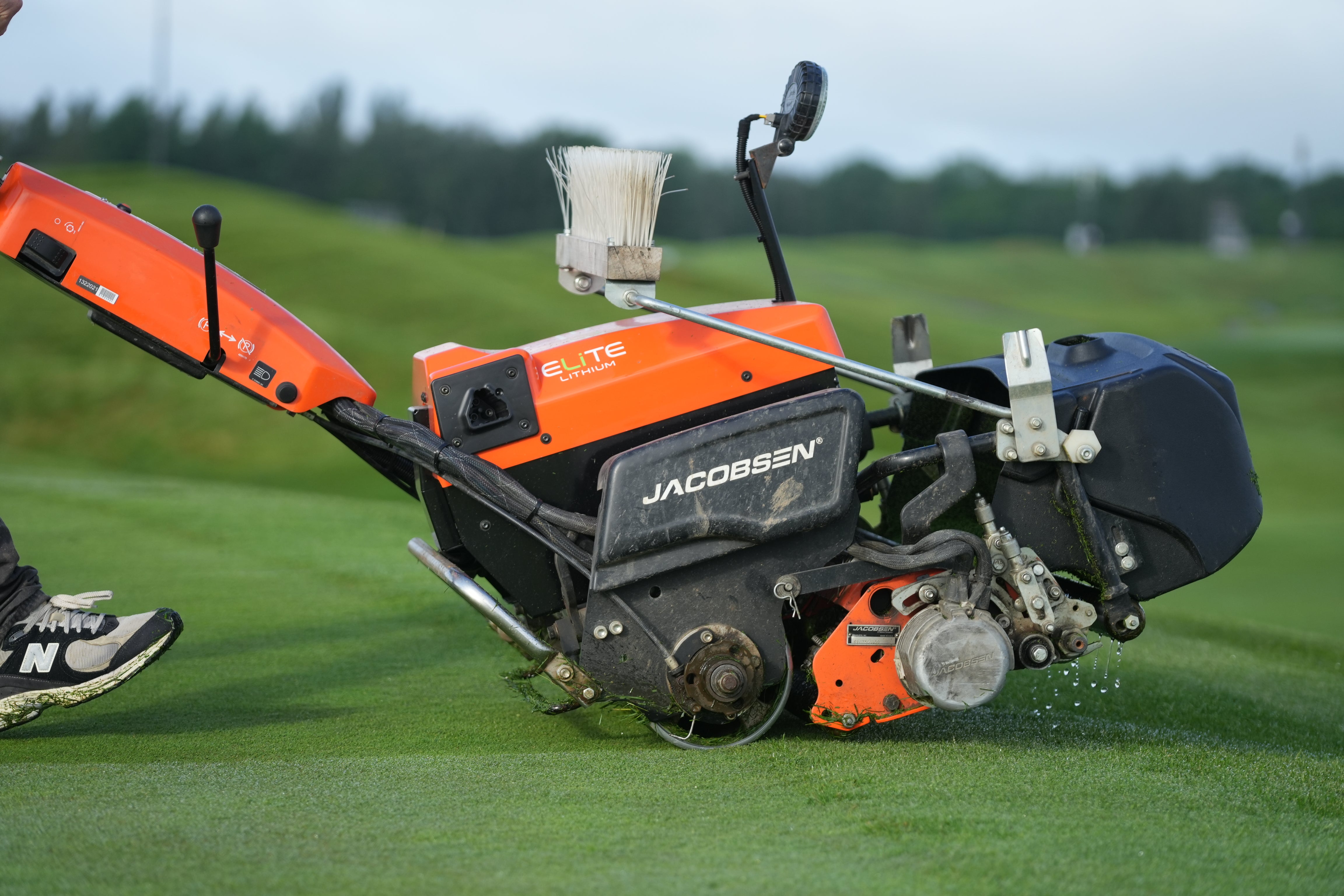 Jacobsen™ Fully Electrified Fleet to Prepare Le Golf National for International Games
