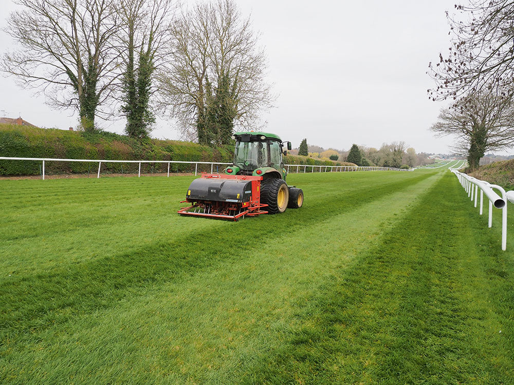 Working together to beat the weather at Leicester Racecourse