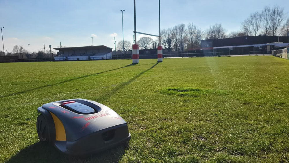 Manchester Rugby Club measures up to remote mowing