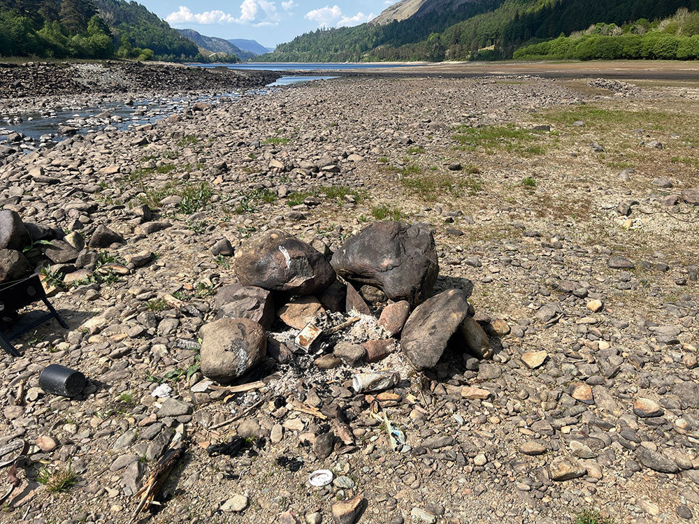 Mark Hunt weather corner; 122 - 2025 joins the record books