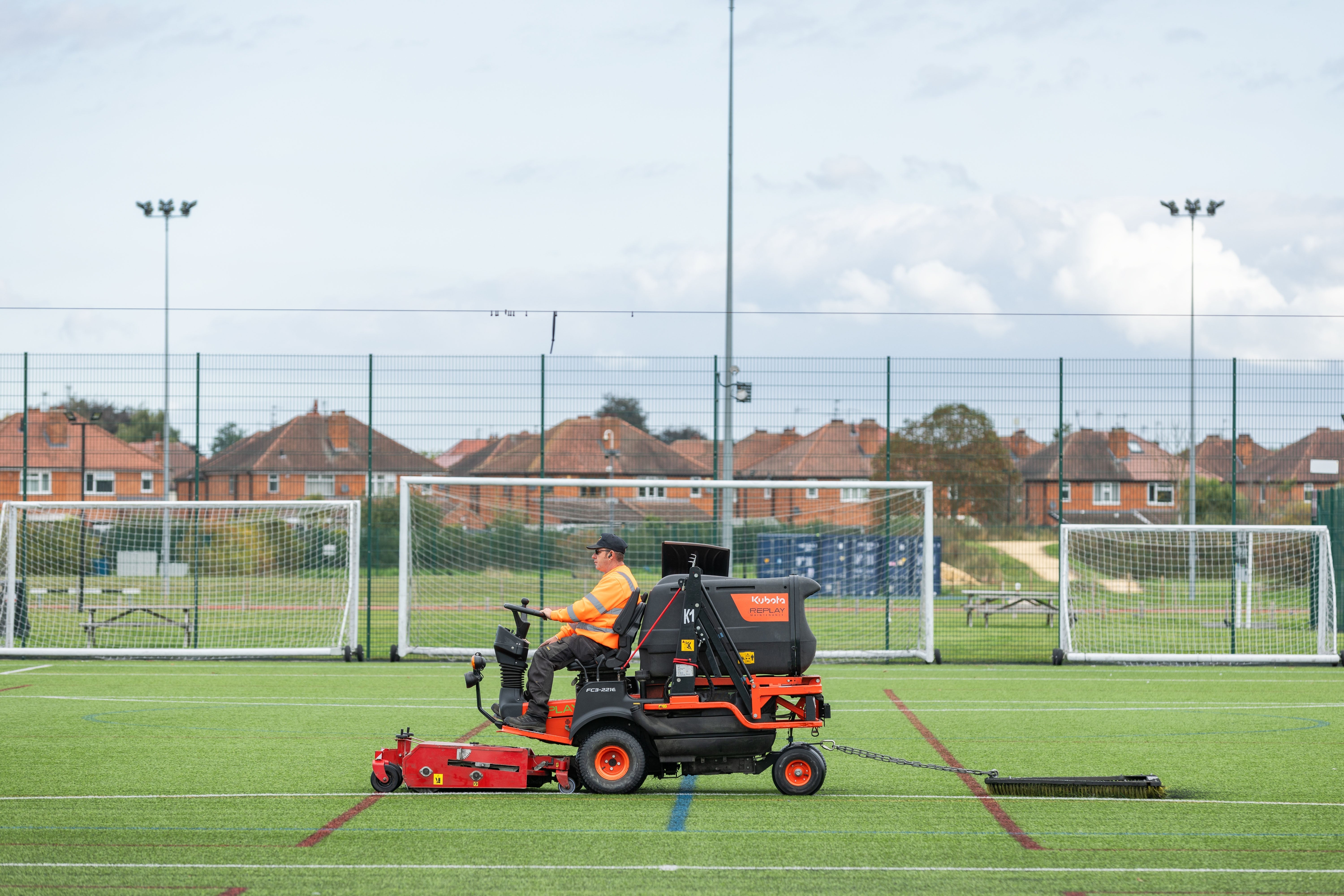 Replay Maintenance expands UK operations with Kubota FC3-221e Fleet