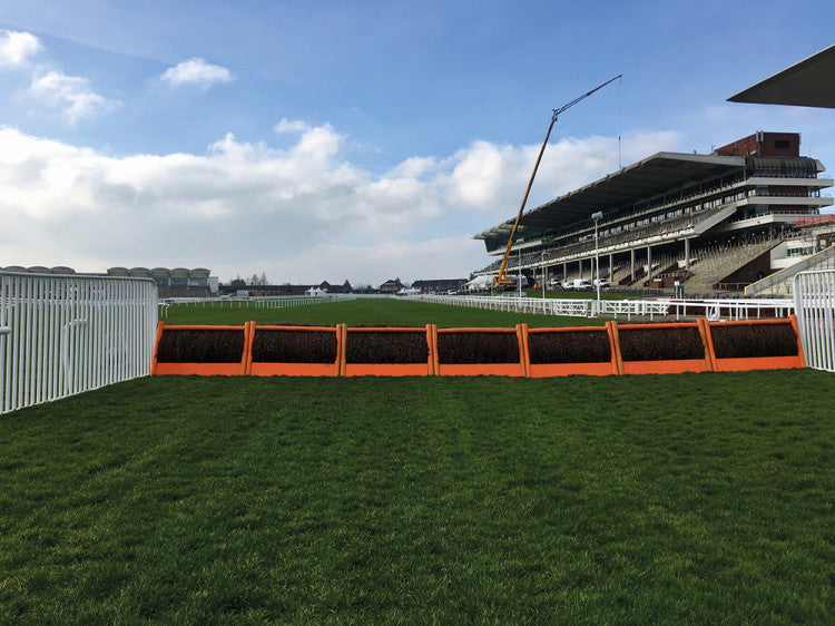 Cheltenham-Racecourse Fence
