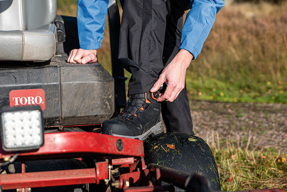 Toro U.K. strengthens dealer confidence with successful launch of first-ever dealer hub at GroundsFest 2025