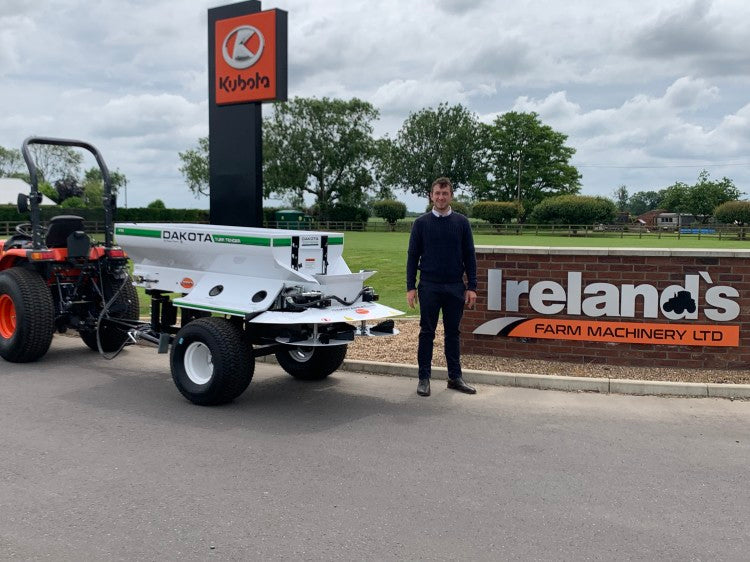 dakota 410 turf tender.jpg