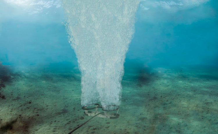 Kasco-Robust Aire-Underwater.jpg