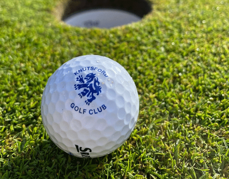Knutsford-ball.gif