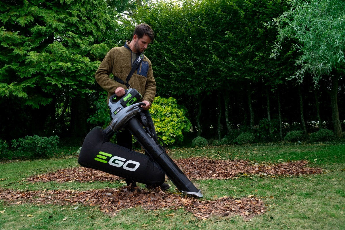 Efficient clearing with EGO’s first leaf vacuum