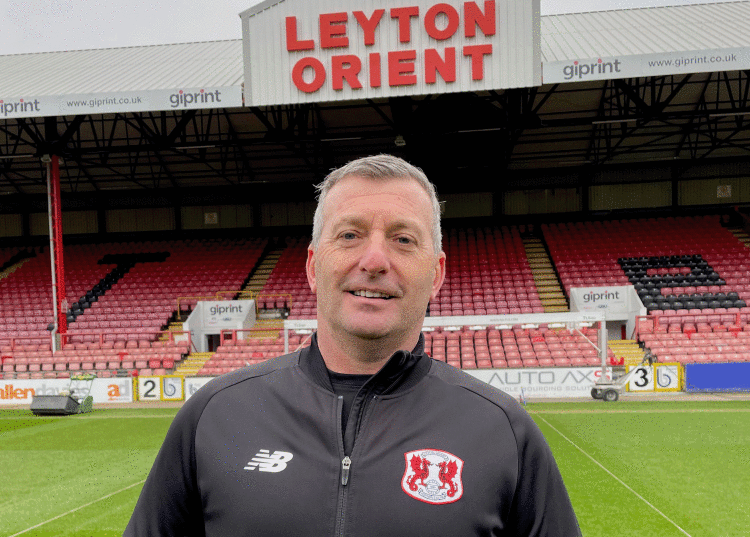 LeytonOrient-1.gif