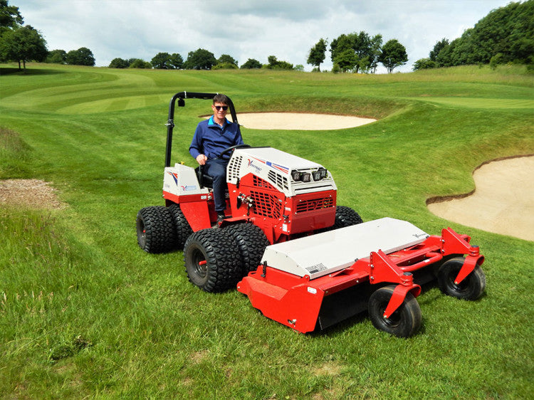London-Golf-Club_Ventrac-4520.jpg