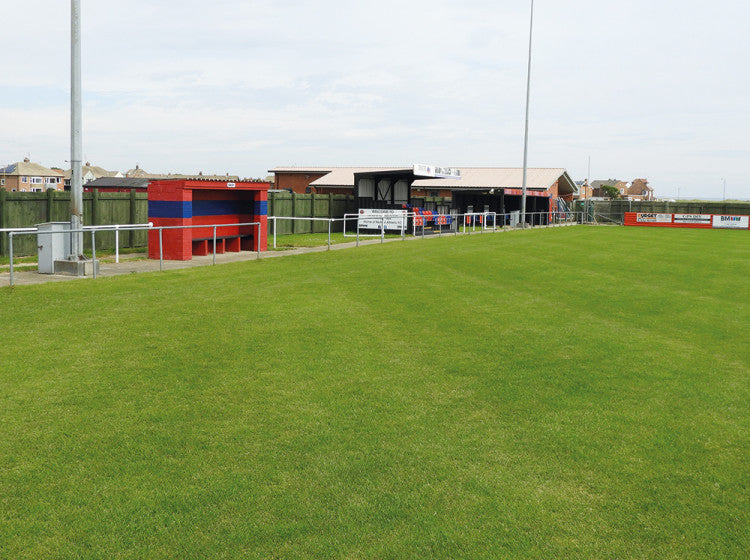 Redcar-Athletic_shelter.jpg
