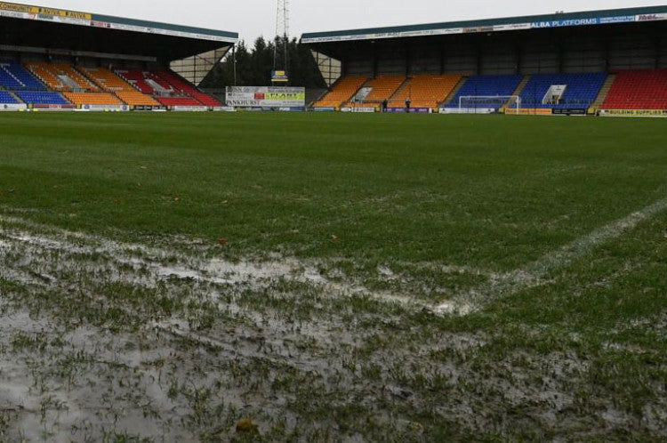 waterlogged-pitch.jpg