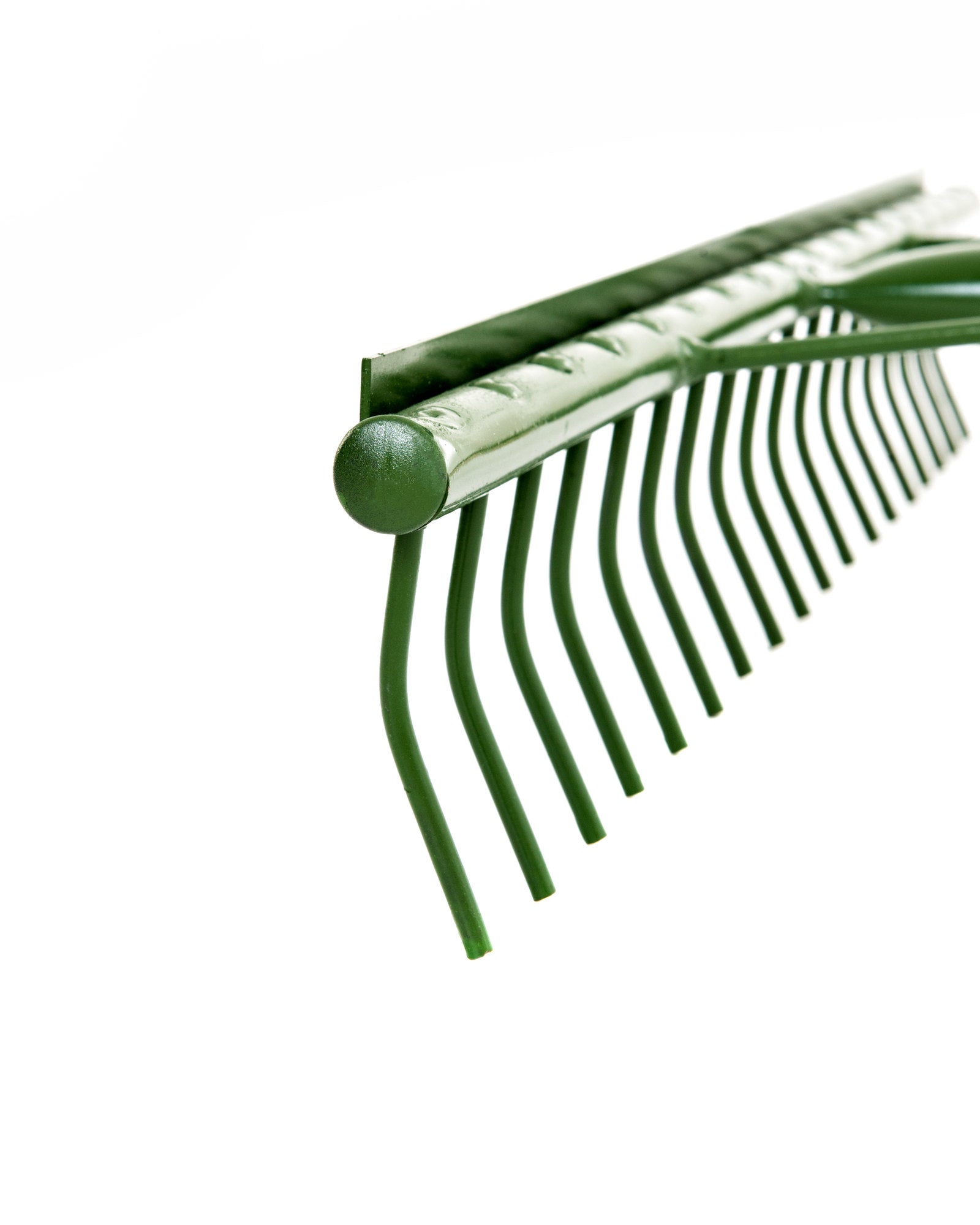 Chelwood® 18E® LANDSCRAPER® steel rake head profile